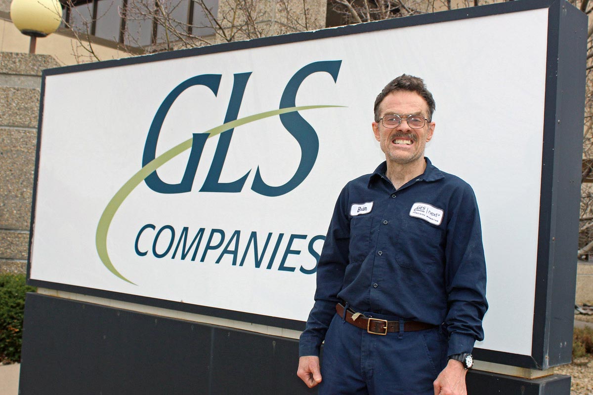 BRIAN CELEBRATES HIS SILVER ANNIVERSARY AT GLS